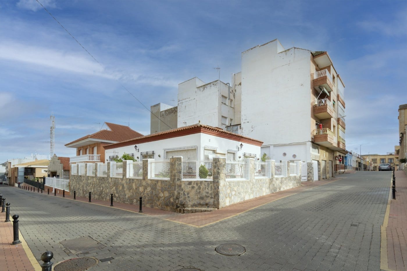 PRECIOSO CHALET EN EL CENTRO DE LA UNIÓN